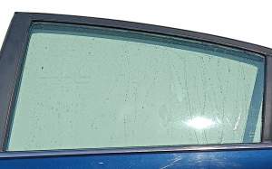 SZYBA BOCZNA DRZWI LEWA TYŁ NISSAN ALTIMA IV 4 L32 2007-2012