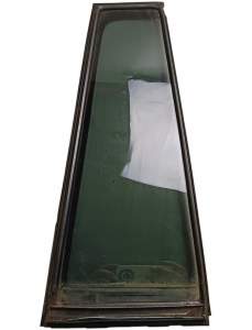 SZYBA DRZWI PRAWA TYŁ MAŁA TRÓJKĄT INFINITI QX80 Z62 822721LA0A