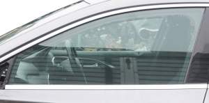 SZYBA BOCZNA DRZWI LEWA PRZÓD INFINITI Q30 2.2 DIESEL QX30