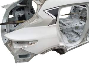 ĆWIARTKA BŁOTNIK PRAWY TYŁ INFINITI Q30