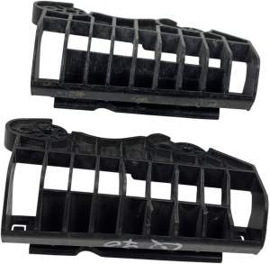 ŚLIZG MOCOWANIE ZDERZAKA LEWY PRZÓD INFINITI Q70 622254AM0A