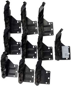 ŚLIZG ZDERZAKA LAMPY PRAWY INFINITI QX70 FX30d FX35 FX37 FX50