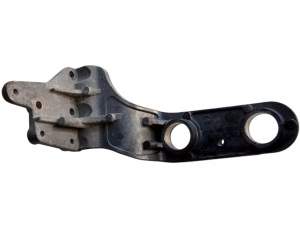 MOCOWANIE WSPORNIK ŁAPA INFINITI Q70 Q50 Q30 QX30 W204 W205 W176 W117 2.2