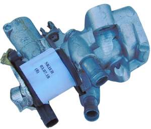 ZAWÓR EGR INFINITI QX70 FX30d Q70 M30d NISSAN NAVARA V9X 1471000Q0S