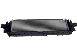 INTERCOOLER CHŁODNICA POWIETRZA INFINITI Q70 M30d