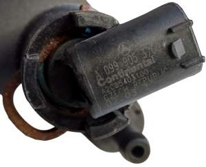 CZUJNIK TEMPERATURY PŁYNU INFINITI Q70 Q50 Q30 QX30 W204 W205 W212 W117 2.2