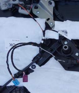 WIĄZKA INSTALACJA DRZWI LEWA PRZÓD UK INFINITI Q30 QX30 241255DA4B