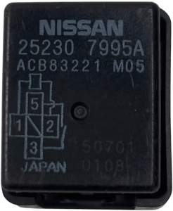 PRZEKAŹNIK WENTYLATORA CHŁODNIC INFINITI QX50 EX QX70 FX Q70 M QX80