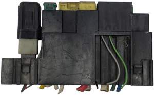 SKRZYNKA BEZPIECZNIKÓW NISSAN 350Z