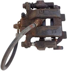 ZACISK HAMULCOWY LEWY TYŁ INFINITI Q70 M30d M35 M37 M56