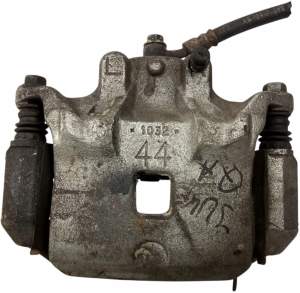 ZACISK HAMULCOWY LEWY PRZÓD NISSAN JUKE F15