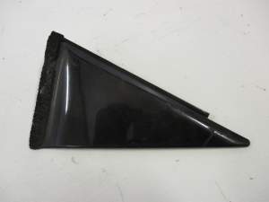 82290EG000 DRZWI TYŁ PRAWY TRÓJKĄT INFINITI M35 M4