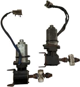 SILNICZEK FOTELA INFINITI QX70 FX30d FX35 FX37 FX50