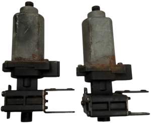 SILNICZEK FOTELA INFINITI QX70 FX30d FX35 FX37 FX50