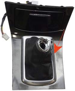 MIESZEK DŹWIGNI BIEGÓW RAMKA CHROM INFINITI QX50 EX30d EX35 EX37