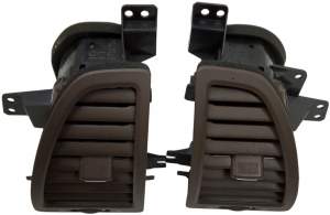 KRATKA NAWIEWU LEWA PRAWA ŚRODKOWA DESKI INFINITI QX70 FX30 FX35 FX37 FX50