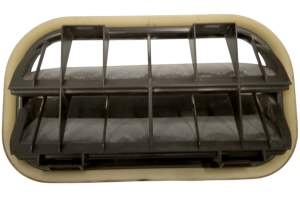 KRATKA WENTYLACYJNA TYŁ INFINITI Q30 QX30 W176 X156 W156 W246 C117 X117