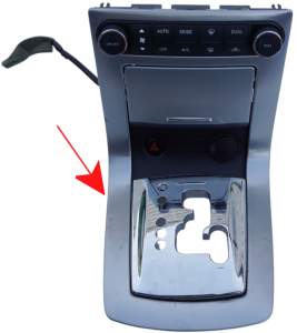 PANEL ŚRODKOWY KONSOLI TUNELU NISSAN MAXIMA A34 VI 2004-2008