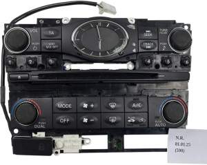 PANEL RADIA KLIMATYZACJI ZEGAREK INFINITI QX70 FX30d FX35 FX37 FX50
