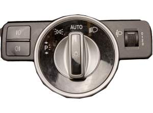 PANEL PRZEŁĄCZNIK ŚWIATEŁ INFINITI Q30 QX30