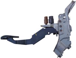 PEDAŁ HAMULCA INFINITI Q70 M30 M35 M37 M56