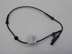 CZUJNIK ABS LEWY PRZÓD MASERATI GHIBLI 0265009609