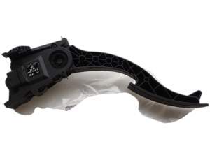 PEDAŁ GAZU INFINITI Q30 QX30 180025DF0A