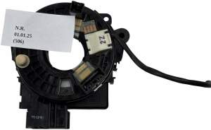 ZWIJAK TAŚMA AIRBAG W KIEROWNICĘ INFINITI QX70 FX30d FX35 FX37 FX50 QX50 EX