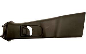 OSŁONA POSZYCIE SŁUPKA GÓRNE LEWE INFINITI Q30 QX30 MERCEDES W176 X156