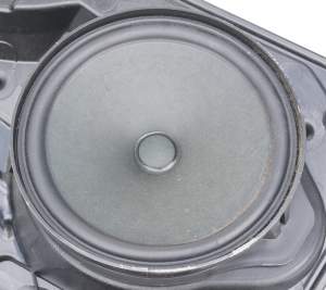 GŁOŚNIK DRZWI LEWY TYŁ INFINITI Q30 QX30