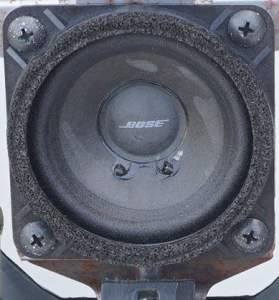 GŁOŚNIK ŚRODKOWY DESKI ROZDZIELCZEJ INFINITI Q70 M30d M35 M37 M56