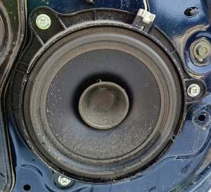 GŁOŚNIK DRZWI LEWY PRZÓD NISSAN ALTIMA IV 4 L32 2007-2012