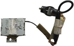 WZMACNIACZ ANTENOWY NISSAN 350Z