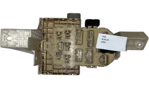 SKRZYNKA BEZPIECZNIKÓW SUZUKI SX4