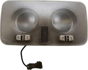 LAMPKA PODSUFITKI OŚWIETLENIE KABINY ALFA ROMEO 147 156 0884200