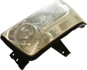 LAMPA PRAWA PRZÓD XENON INFINITI QX56 2004-2010