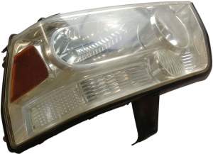 LAMPA LEWA PRZÓD XENON INFINITI QX56 2004-2010