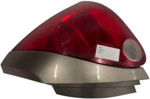LAMPA PRAWA TYŁ NISSAN MAXIMA VI A34 USA