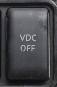 PRZYCISK VDC OFF INFINITI FX35 FX45