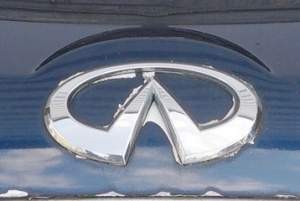 EMBLEMAT LOGO KLAPY BAGAŻNIKA INFINITI FX35 FX45