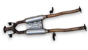 RURA WYDECH TŁUMIK ŚRODKOWY INFINITI QX70 FX30d 3.0d 20300JL50A