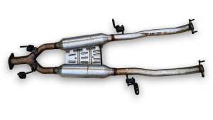 RURA WYDECH TŁUMIK ŚRODKOWY INFINITI 3.0d QX70 FX30d 203001DR0A