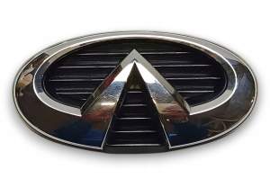 EMBLEMAT LOGO ZNACZEK GRILLA PRZÓD INFINITI M30d M35 M56 Y51 628901MA0C