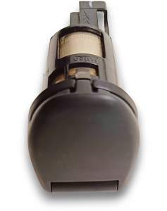 GNIAZDO ZAPALNICZKI ZASILANIA 12V 120W NISSAN NAVARA D23 NP300