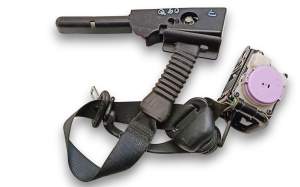 PAS BEZPIECZEŃSTWA NAPINACZ LEWY PRZÓD INFINITI Q60