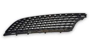KRATKA ATRAPY GRILLA MERCEDES A KLASA W176 A1768882160
