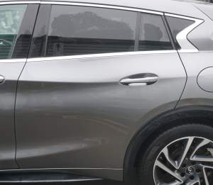 LISTWA GÓRNA DRZWI LEWA TYŁ TYLNA CHROM INFINITI Q30