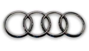 ZNACZEK LOGO EMBLEMAT GRILLA ATRAPY AUDI A7 4G A6 A8 Q2 Q8 4H0853605C