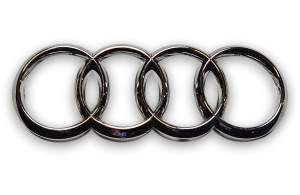 LOGO EMBLEMAT ZNACZEK GRILLA ATRAPY AUDI