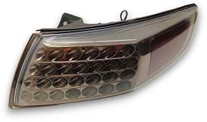 LAMPA PRAWA TYŁ TYLNA INFINITI FX35 FX45